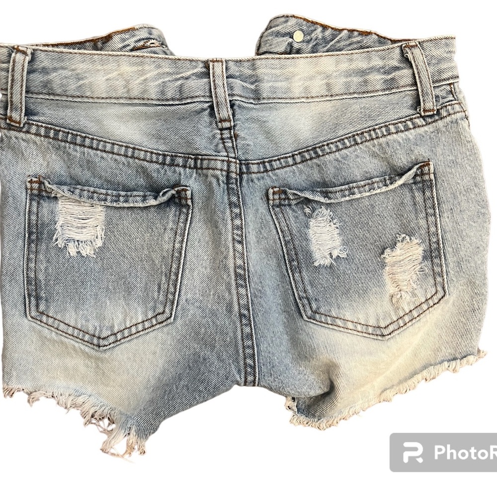 High Rise Shorts - Picture 2 of 3